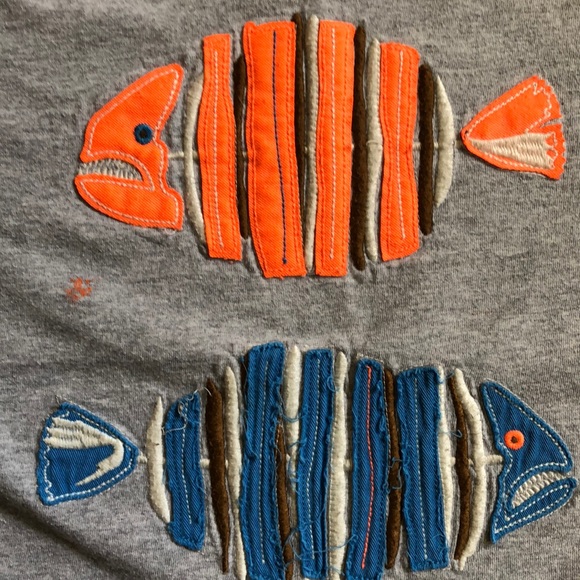 Mini Boden fish shirt 4-5yr - Picture 2 of 4